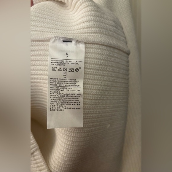 Banana Republic Heavy Knit Cropped Sweater, White, Size S - Picture 5 of 8